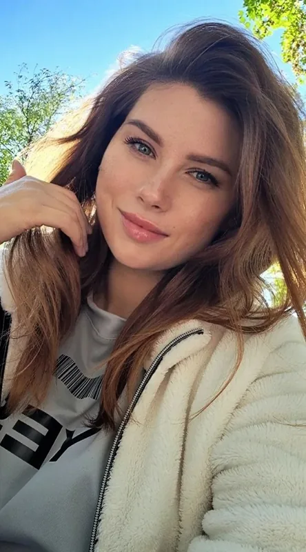 Iryna, 32, from Prague — verified profile